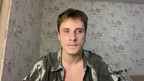 denflexqw online show from March 26, 6:35 pm