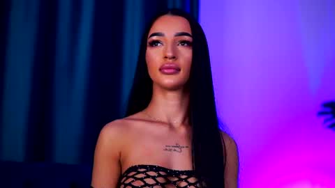 denisedevilles online show from June 11, 8:18 pm