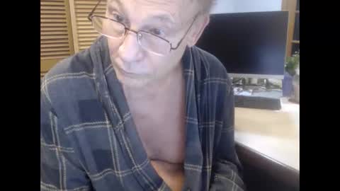 Den  Jet online show from January 16, 10:57 am