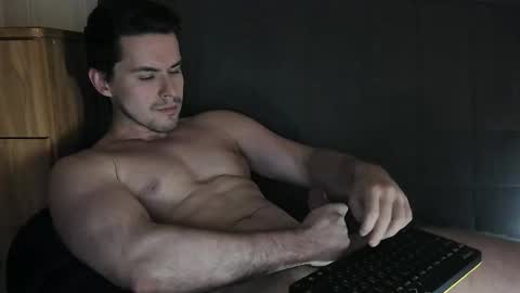 Snapshot of dennis_night chatting on September 23, 12:37 am Den online show from September 23, 12:37 am