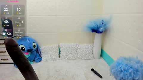 denychantall online show from June 11, 5:16 am