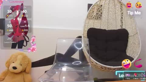 denychantall online show from February 6, 2:04 am