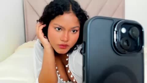 Dephne online show from March 3, 12:28 pm