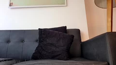 Derek independent model  online show from January 10, 5:02 pm