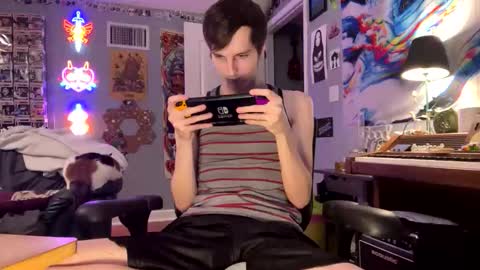 derekdings online show from November 17, 11:29 pm