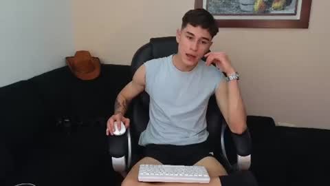 Derek online show from July 2, 8:47 pm