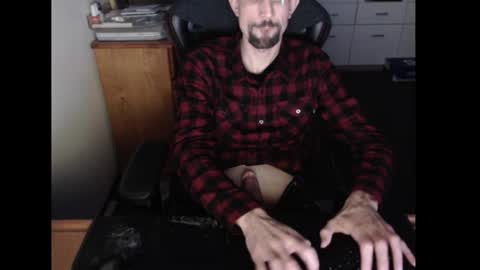 dermattes online show from January 11, 2:58 pm