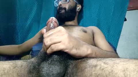 Snapshot of desi_boy799417 chatting on October 3, 8:33 am desi_boy799417 online show from October 3, 8:33 am