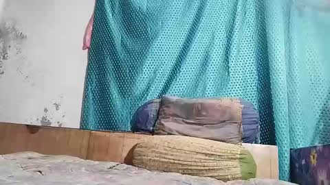 Snapshot of desi_boy799417 chatting on March 11, 4:30 am desi_boy799417 online show from March 11, 4:30 am