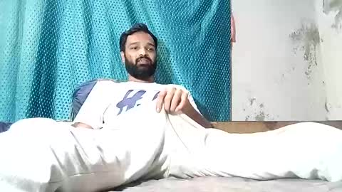 Snapshot of desi_boy799417 chatting on March 4, 2:21 pm desi_boy799417 online show from March 4, 2:21 pm