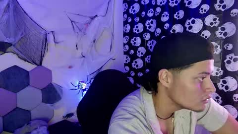 Snapshot of desireduo_tgn chatting on October 19, 6:56 pm TORI AND MR. BEAR online show from October 19, 6:56 pm