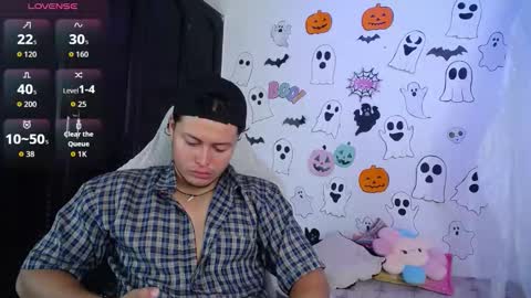 TORI AND MR. BEAR online show from October 27, 12:27 pm