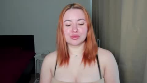 LAYLA online show from April 27, 8:34 am