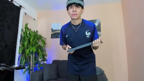 desiresofolympus_ online show from March 25, 9:10 pm