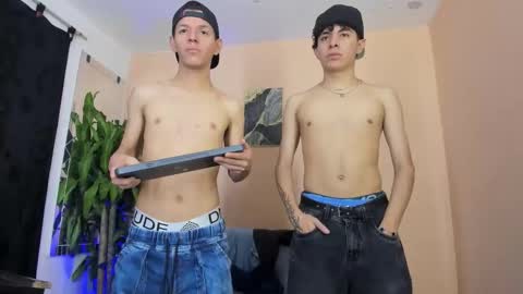 desiresofolympus_ online show from March 26, 9:20 pm