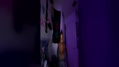 desiresxmoe online show from June 18, 5:24 am