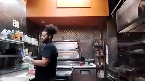 deviantdrew online show from December 17, 6:47 pm