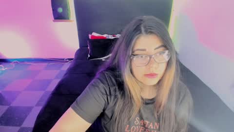  L I NA  online show from January 18, 10:28 pm