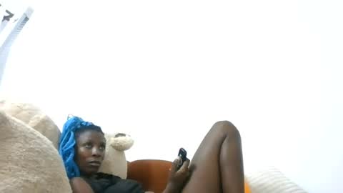 devilish_3710 online show from July 28, 7:39 pm