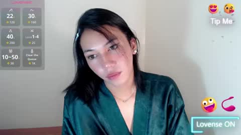 devine_glorymocha online show from June 26, 8:31 am