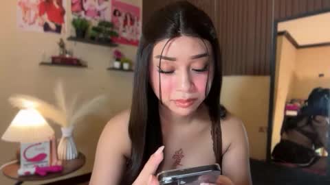 Devine Greyson online show from March 10, 6:01 pm