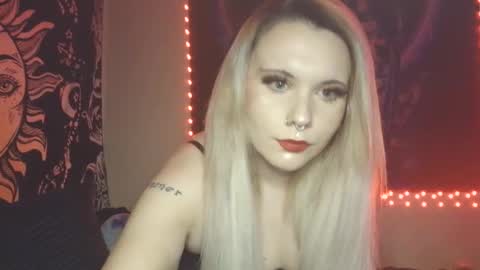 devyn winter online show from February 3, 11:30 pm