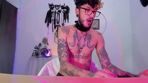 dex_ak586 online show from March 5, 6:22 am