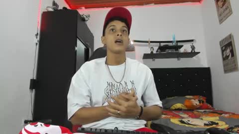Deyvis Taylor7 online show from February 13, 3:50 am