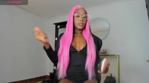 Madisson online show from November 26, 6:59 pm