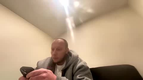 deznuts130 online show from February 20, 7:23 am