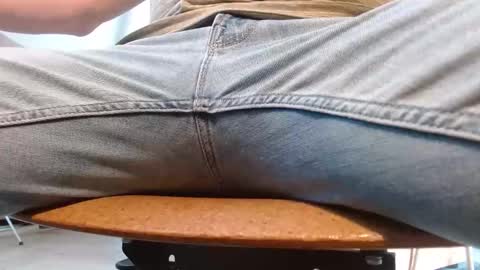 Robbert online show from April 7, 8:49 am