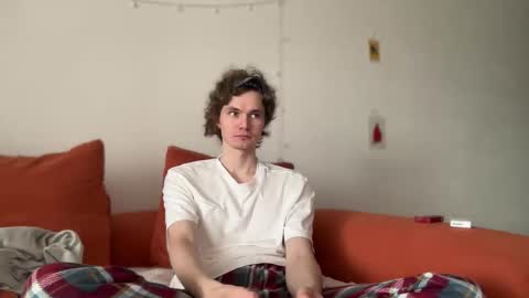 Di Alex online show from October 18, 9:46 am