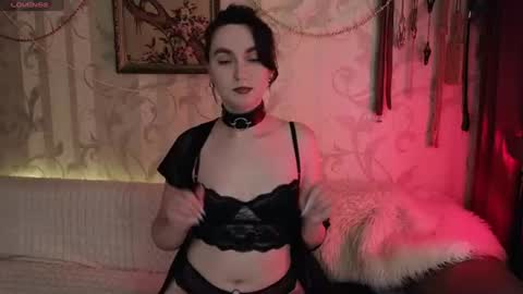 Diana Di Honey online show from August 9, 1:16 pm