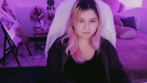 Dia online show from March 14, 8:24 pm