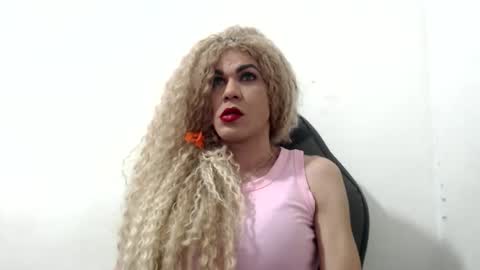 diabla_sexy22cm online show from October 25, 11:20 am