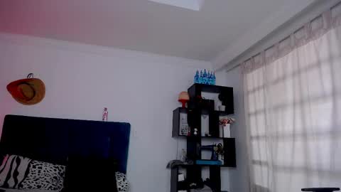 Snapshot of diabla_sexyboobs chatting on March 1, 10:10 pm D I A B L A online show from March 1, 10:10 pm