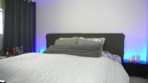 Diego online show from November 20, 9:34 pm