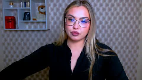 Kriss online show from April 28, 7:56 am