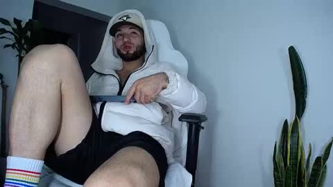 MaSSimo online show from February 18, 1:32 am