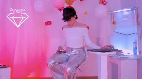 Diamond online show from February 15, 4:37 am