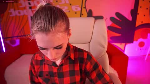 DiamondNina online show from March 24, 8:59 pm