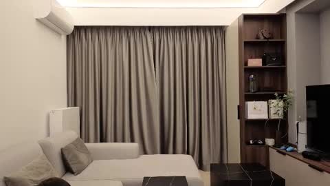 Iris online show from January 31, 8:17 pm