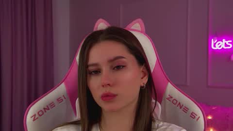 Diana online show from December 18, 6:25 pm