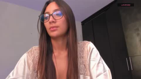 Dianita online show from November 8, 5:05 pm