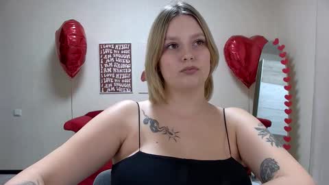 Diane Mills online show from February 24, 8:12 pm