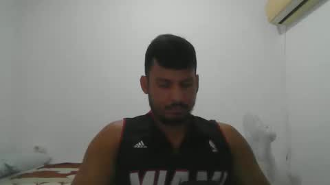 Snapshot of diangohetero21cm chatting on October 18, 6:34 pm diangohetero21cm online show from October 18, 6:34 pm