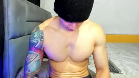 jhon online show from February 11, 12:06 am