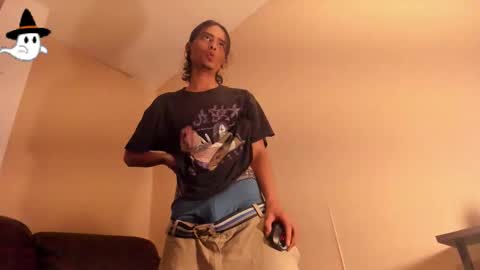 Snapshot of dickie_dicking chatting on October 22, 9:49 pm dickie_dicking online show from October 22, 9:49 pm