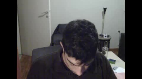Snapshot of dickus_biggus chatting on February 8, 2:04 am dickus_biggus online show from February 8, 2:04 am
