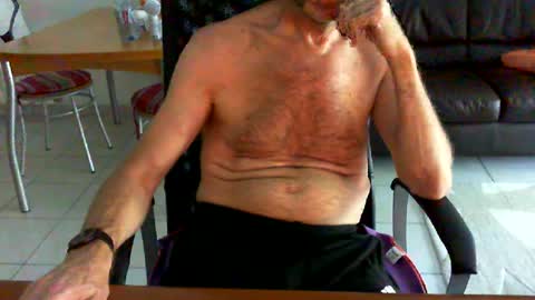 didonc from france..... online show from June 28, 5:09 pm